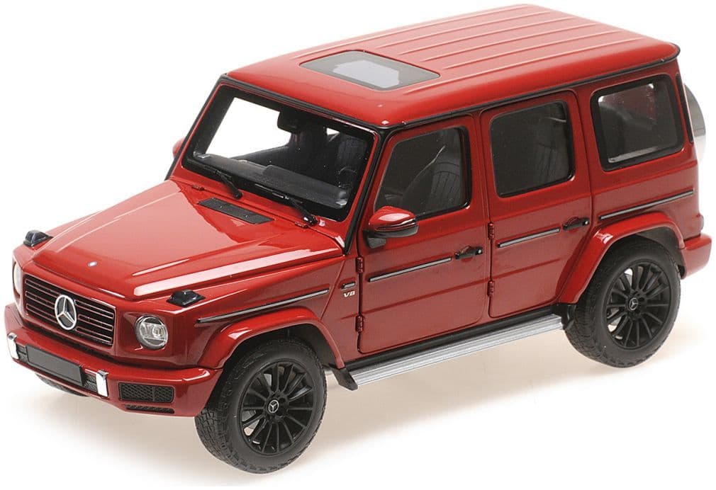 Minichamps 110 037101 Mercedes Benz G Class (W 463) 2020 Red with Openings 1/18 Scale PRE ORDER