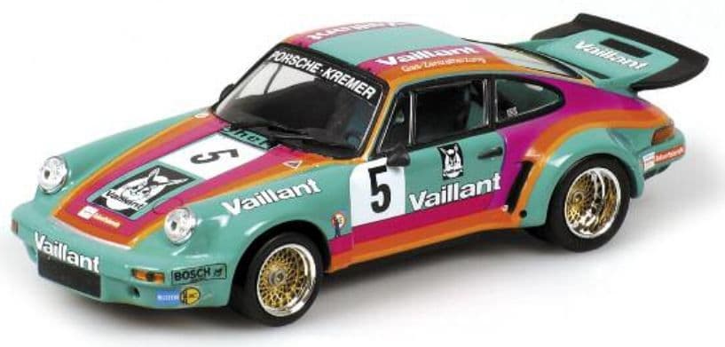 Minichamps 155 756305 Porsche 911 RSR 3.0 Vaillant Bob Wollek Team Kremer DRM 1975 1/18 Scale
