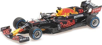 Minichamps 410 211333 Red Bull Racing Honda RB16B Max Verstappen Winner Belgian GP 2021
