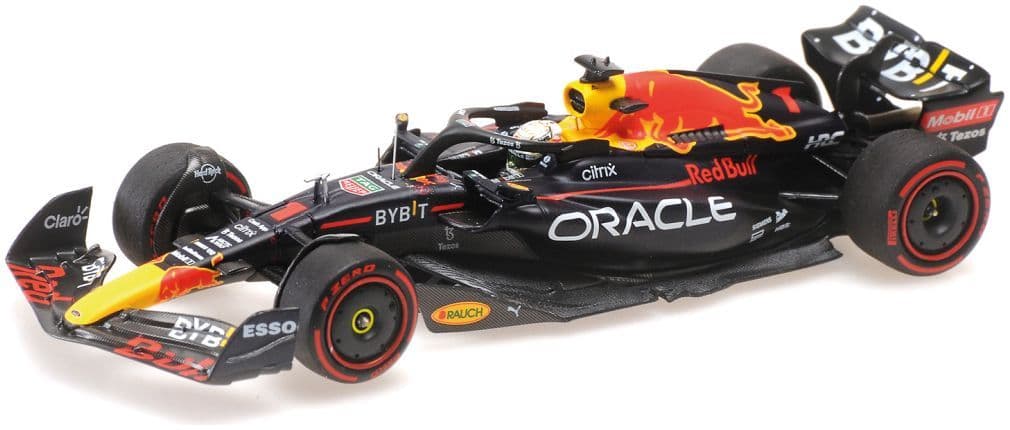 Minichamps 417 221301 Red Bull Racing RB18 Verstappen 1st HUN22 Winner Hungarian GP 2022 1/43