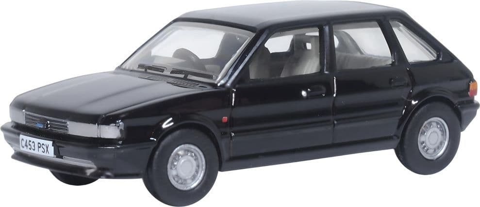 Oxford 76MST003 Austin Maestro Black - 1/76 Scale