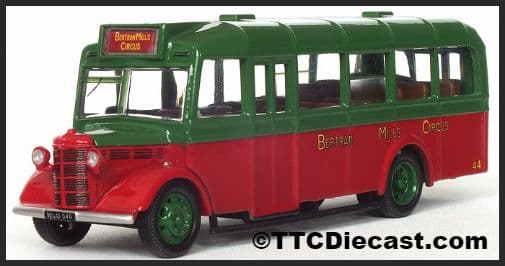 Oxford 76OWB007 Bedford OWB - Bertram Mills Circus