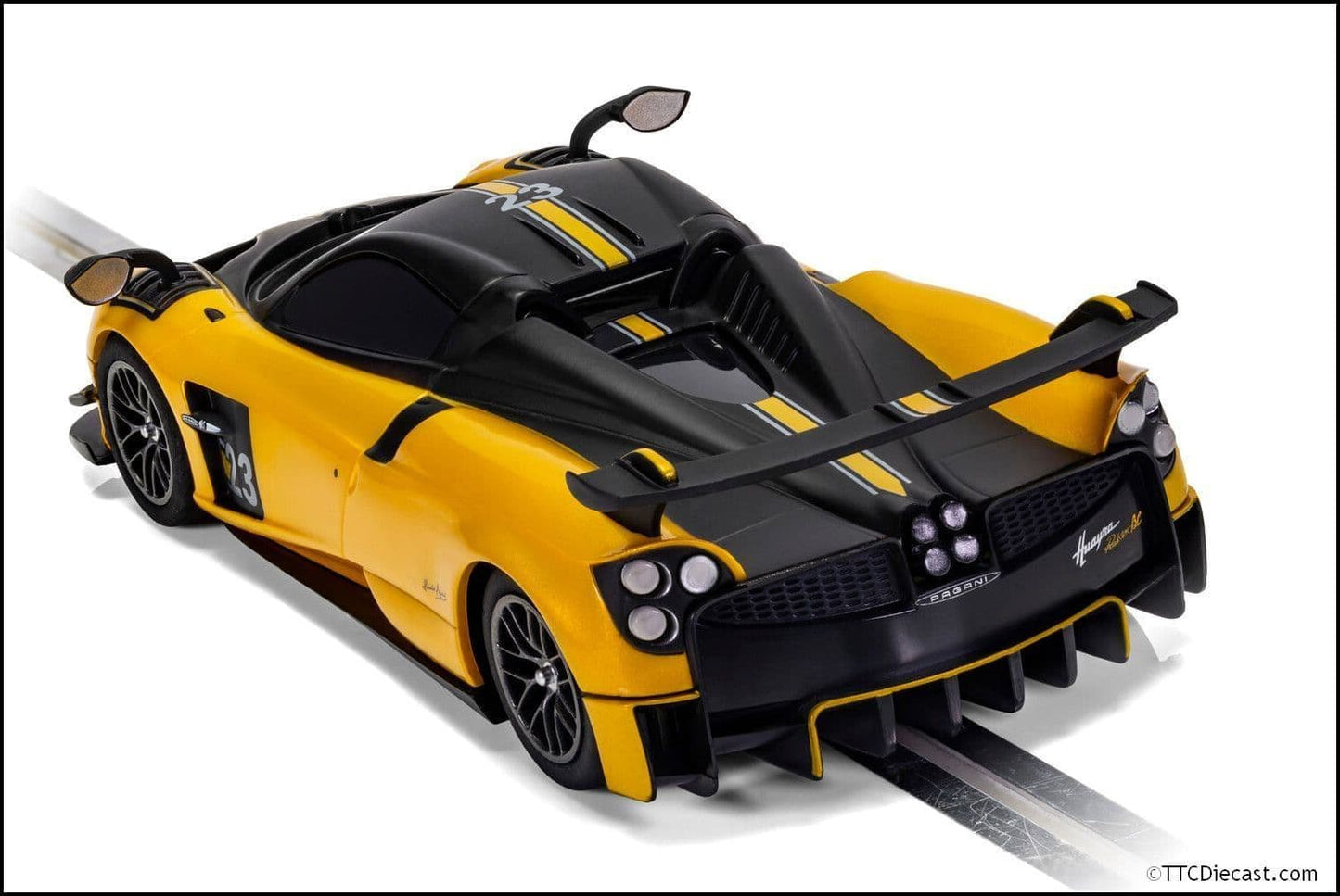 Scalextric C4212 Pagani Huayra BC Roadster - Yellow