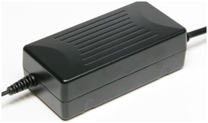 Scalextric P9300 Digital 15V 4 Amp Transformer