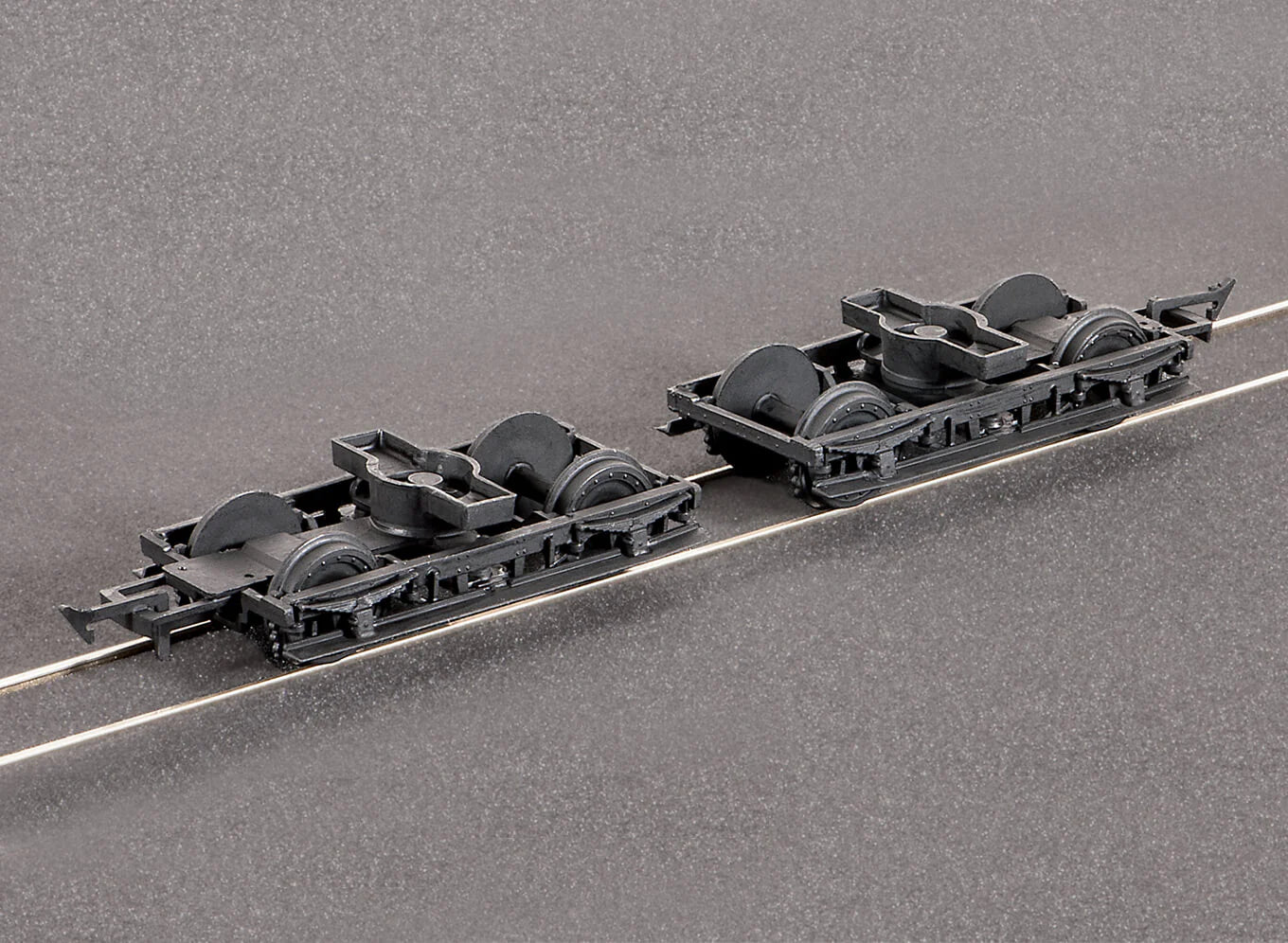 Ratio 107 MR 10ft Coach Bogies & wheels x 2