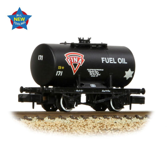 Farish 378-003A 14T Anchor-Mounted Tank Wagon 'Fina' Black - N Gauge
