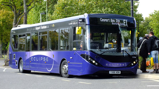 80M UKD76202 ADL Enviro200MMC (11.5m) First Hampshire 'Eclipse' 1:76 Scale *PRE ORDER £63.99*