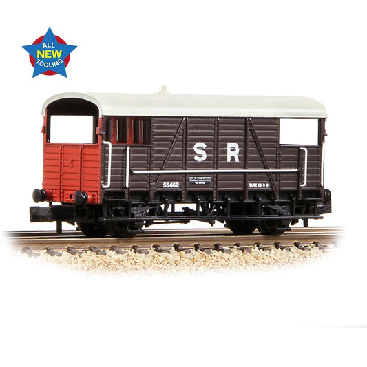 Farish 378-026 SE&CR 25T 'Dance Hall' Brake Van SR Brown - N Gauge