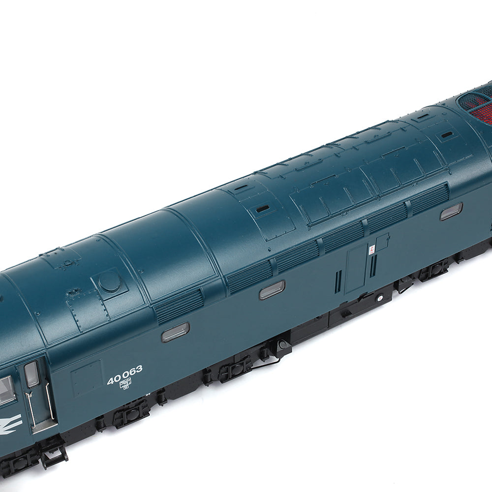 Bachmann 32-490 Class 40 Centre Headcode (ScR) 40063 BR Blue OO Gauge