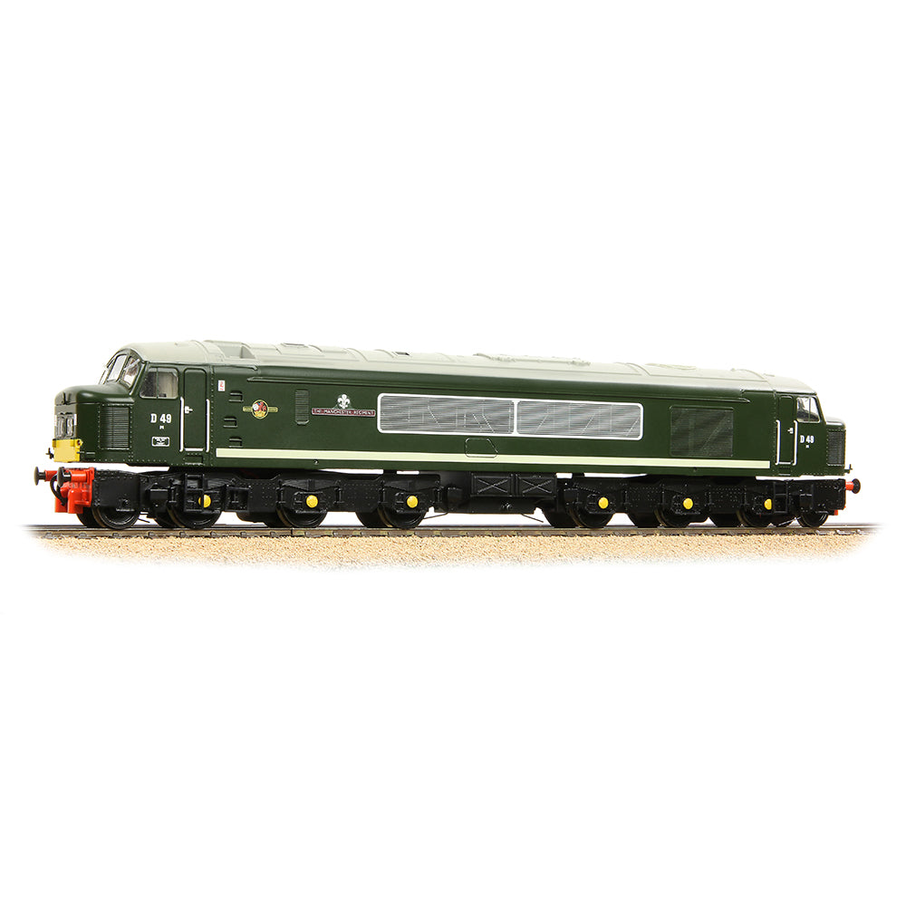 Bachmann 32-678A Class 45 D49 'The Manchester Regiment' BR Green (SYP), OO Gauge