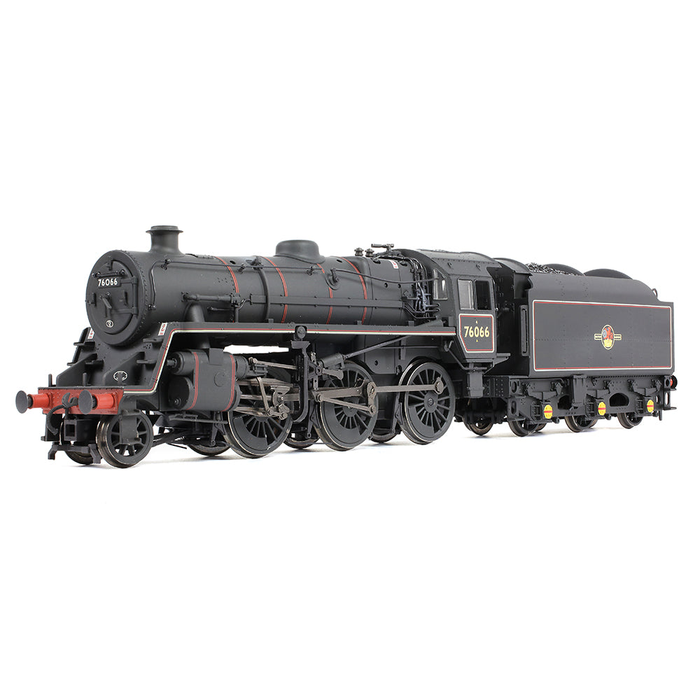 Bachmann 32-956 BR Std 4MT with BR1B Tender 76066 BR Black (L/C) - Weathered, OO Gauge *LAST FEW*