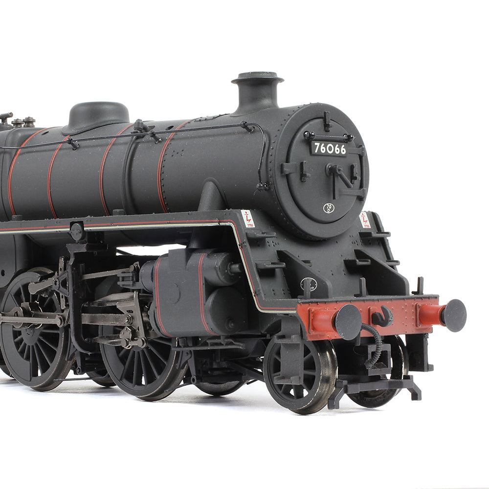 Bachmann 32-956 BR Std 4MT with BR1B Tender 76066 BR Black (L/C) - Weathered, OO Gauge *LAST FEW*