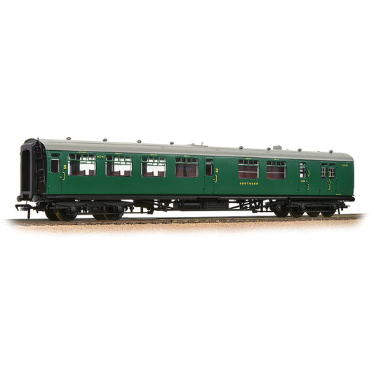 Bachmann 34-725 Bulleid Semi-Open Brake 3rd (10" Vents) Malachite Green