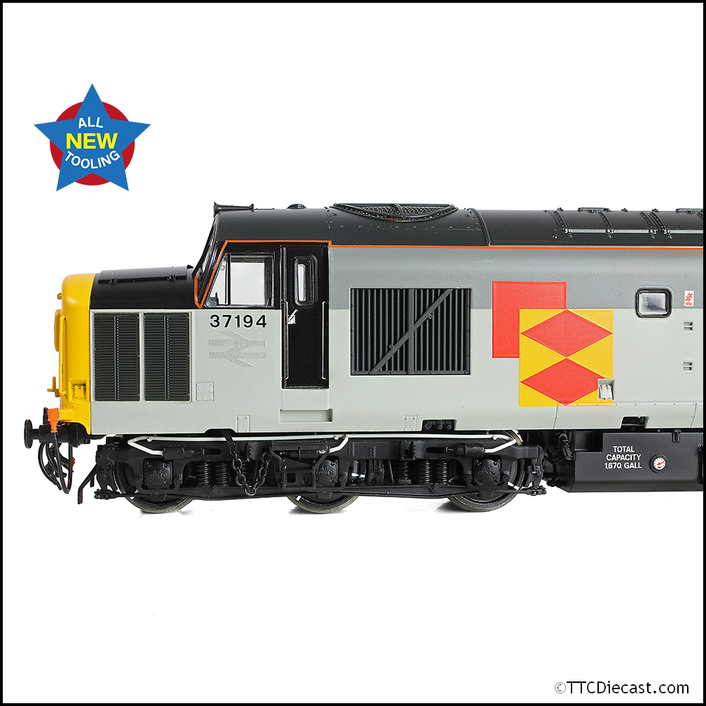 Bachmann 35-307 Class 37/0 37194 'British Int. Freight Assoc.' BR RF, OO Gauge