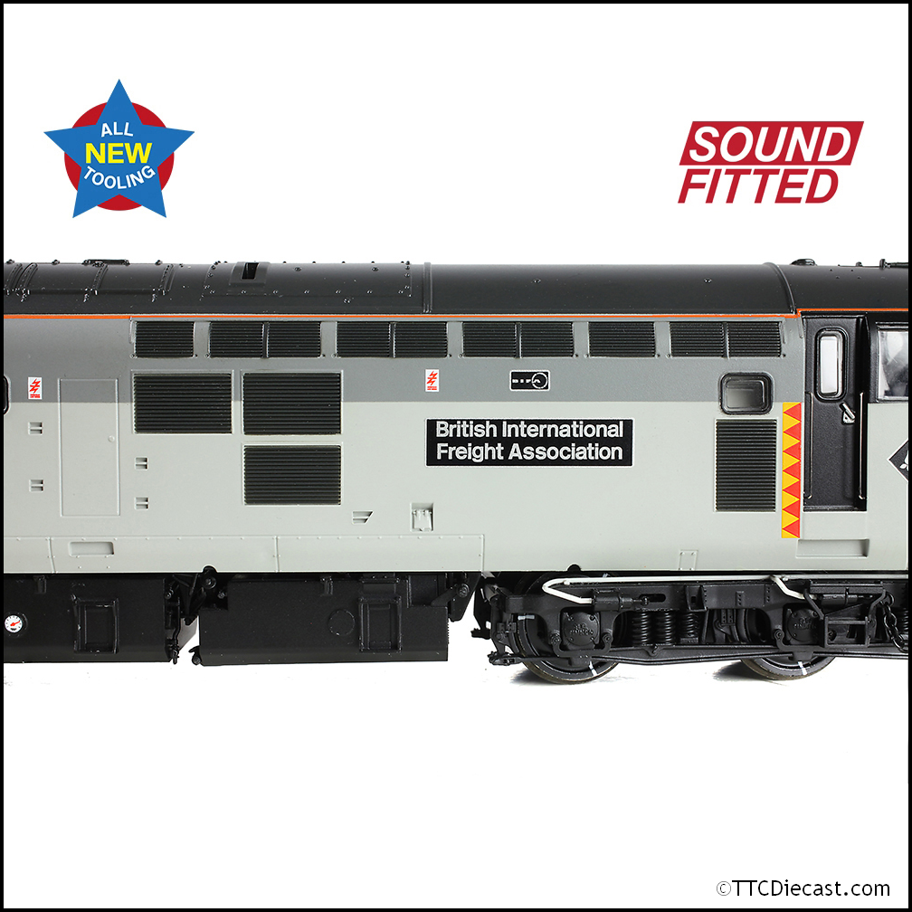 Bachmann 35-307SF Class 37/0 37194 'British Int. Freight Assoc.' BR RF, OO Gauge
