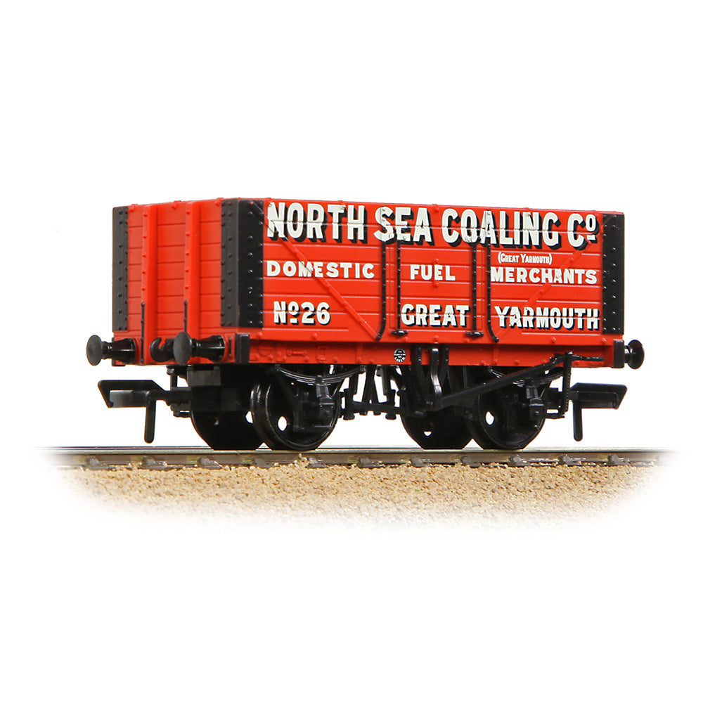 Bachmann 37-112A 7 Plank Fixed End Wagon 'North Sea Coaling Co.' Red, OO Gauge