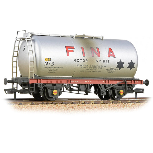 Bachmann 37-586A BR 45T TTA Tank Wagon 'Fina' Silver - Weathered, OO Gauge *LAST FEW*