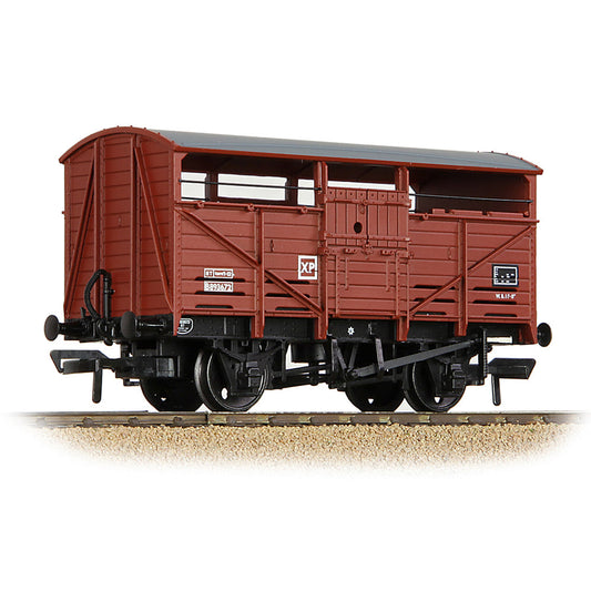 Bachmann 37-712D 8T Cattle Wagon BR Bauxite (Late), OO Gauge *LAST FEW*