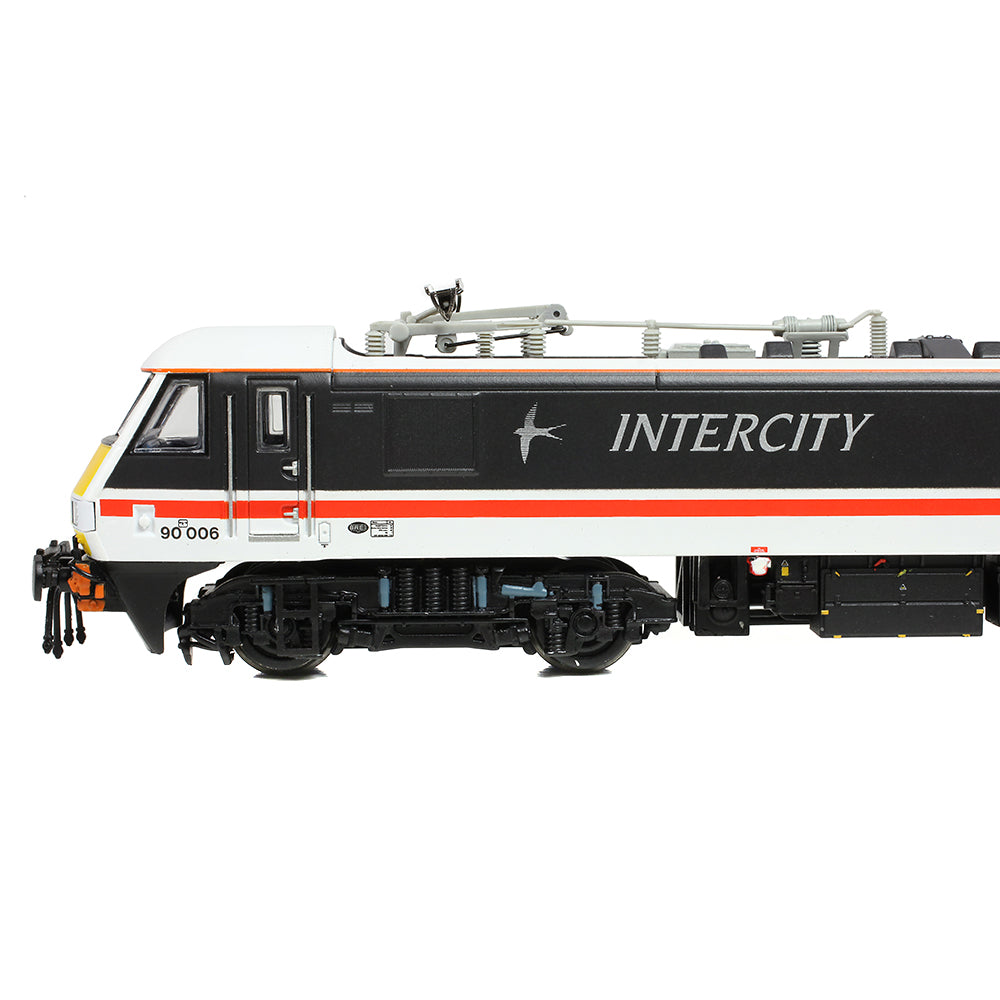 Farish 371-780A Class 90/0 90006 'High Sheriff' BR InterCity (Swallow)