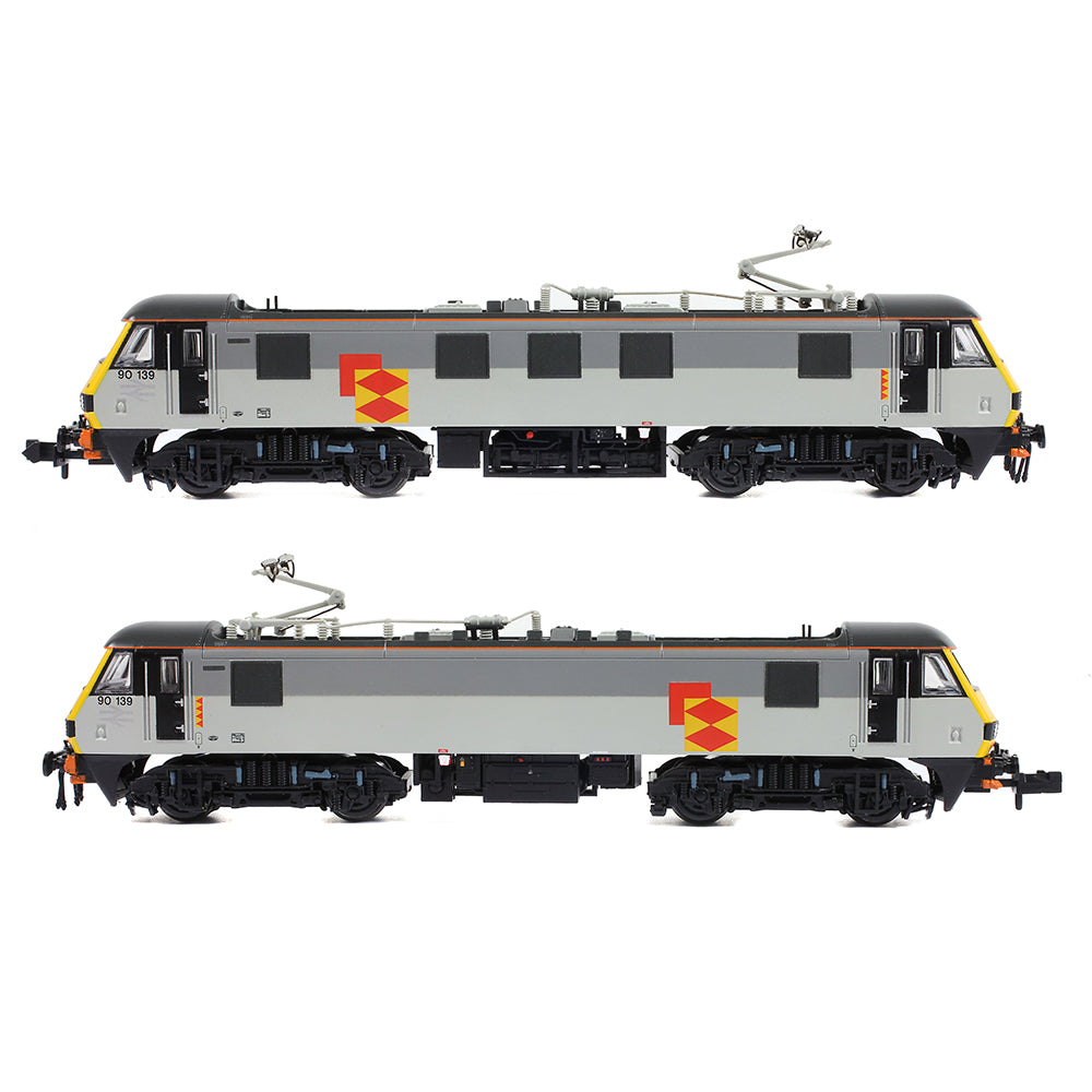 Farish 371-781A Class 90/1 90139 BR Railfreight Distribution Sector