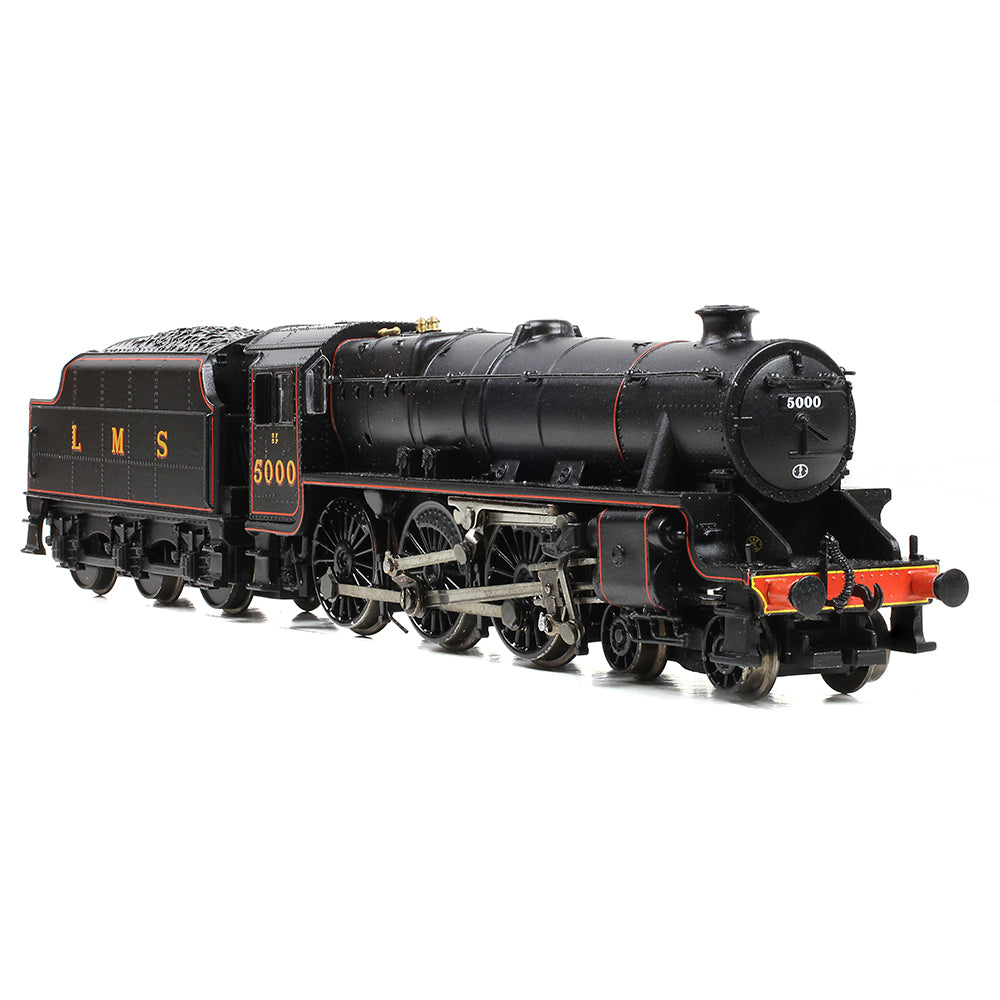 Farish 372-135A LMS 5MT 'Black 5' with Riveted Tender 5000 LMS Lined Black - N Gauge