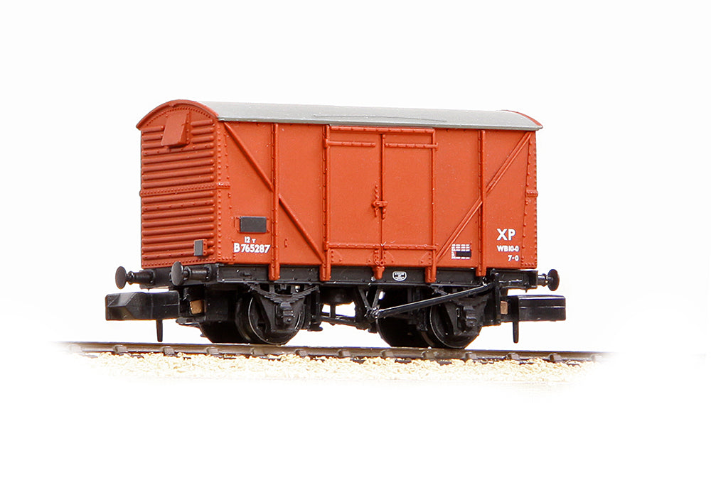 Farish 373-752A BR 12T Ventilated Van Plywood Sides BR Bauxite (Late) N Gauge *PRE ORDER £21.8*