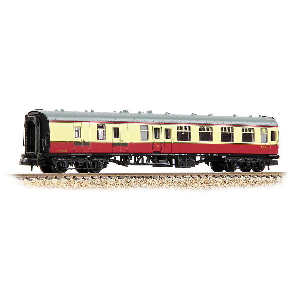 Farish 374-185E BR Mk1 BSK Brake Second Corridor BR Crimson & Cream - N Gauge