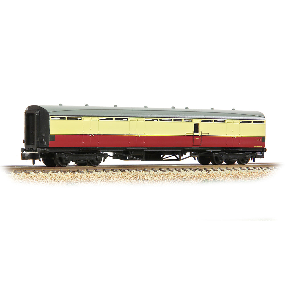 Farish 374-861 LNER Thompson Full Brake BR Crimson & Cream - N Gauge