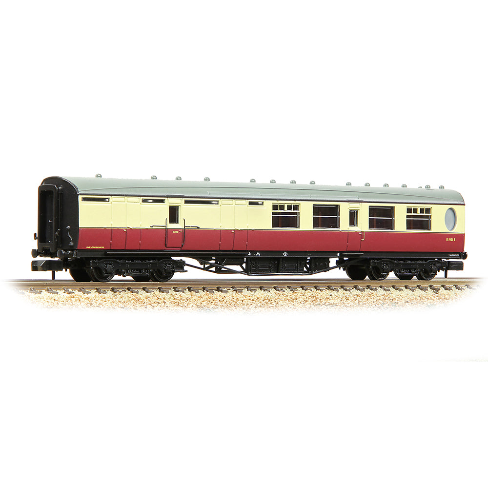 Farish 376-276B LNER Thompson Brake Third Corridor BR Crimson & Cream