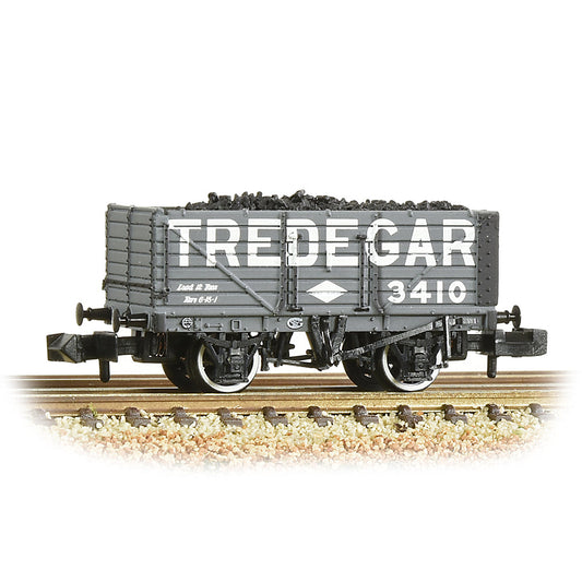 Farish 377-093 7 Plank Wagon End Door 'Tredegar' Grey - Includes Wagon Load, N Gauge *LAST FEW*