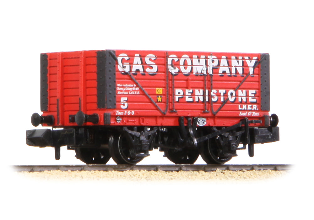 Farish 377-156 8 Plank Wagon Fixed Ends 'Gas Company Penistone' Red N Gauge *PRE ORDER £21.80*