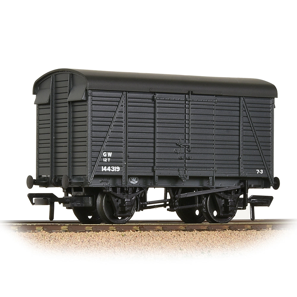 Bachmann 38-083A 12 Ton Southern 2+2 Planked Ventilated Van GWR Grey, OO Gauge *LAST FEW*