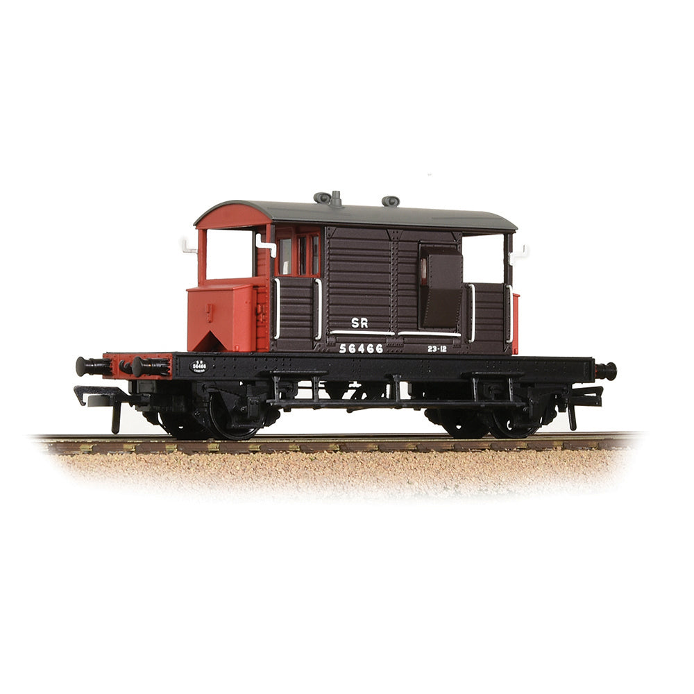 Bachmann 38-400B SR 25T 'Pill Box' Brake Van Right-Hand Duckets SR Brown, OO gauge *LAST FEW*