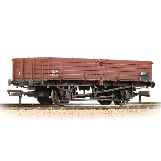 Bachmann 38-701A BR 12T Pipe Wagon BR Bauxite (Late) - Weathered, OO Gauge