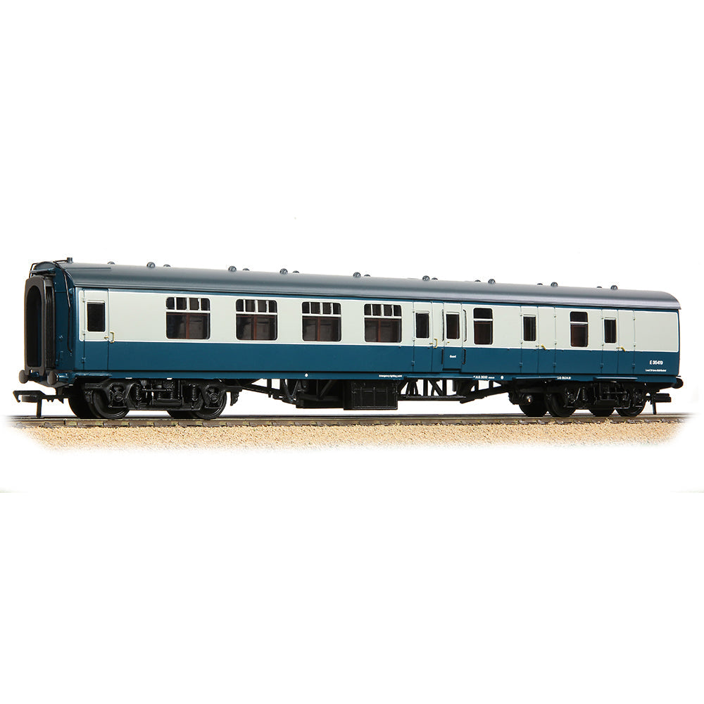 Bachmann 39-075E BR Mk1 BSK Brake Second Corridor BR Blue & Grey, OO Gauge