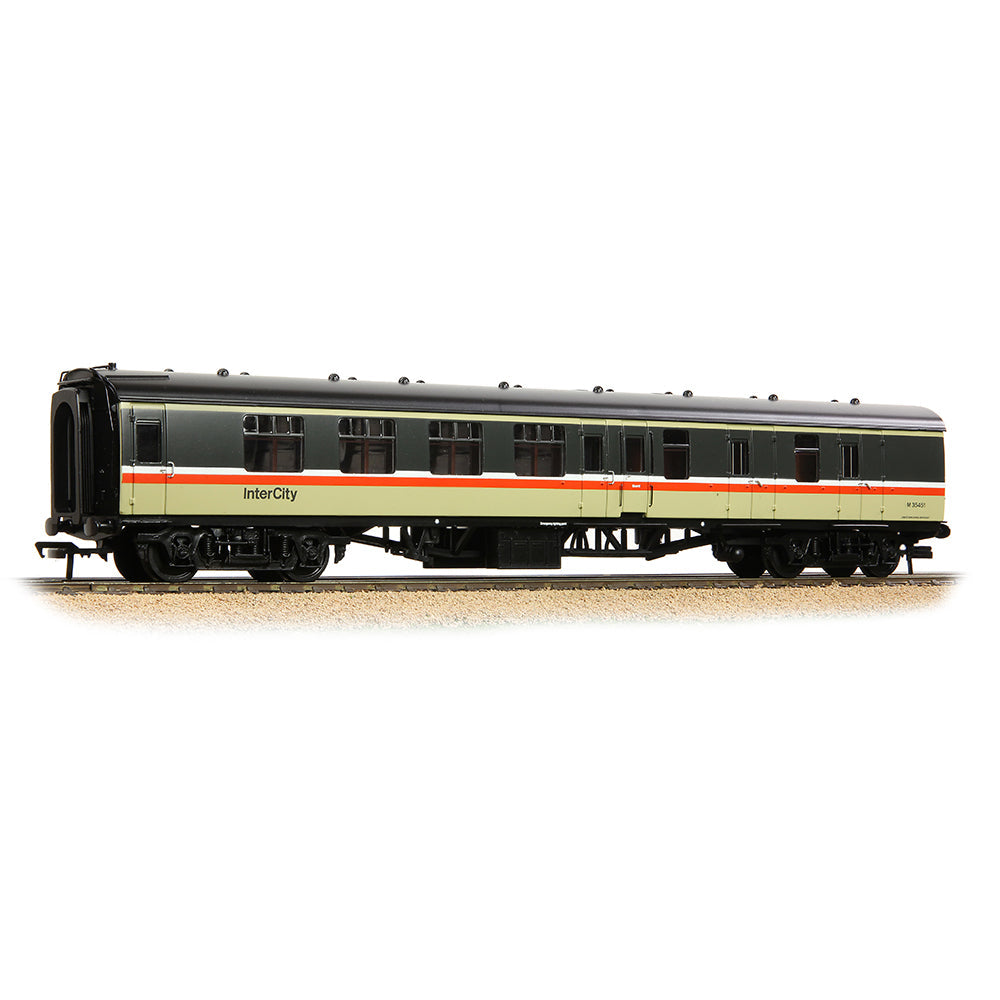 Bachmann 39-080A BR Mk1 BSK Brake Second Corridor BR InterCity (Executive), OO Gauge