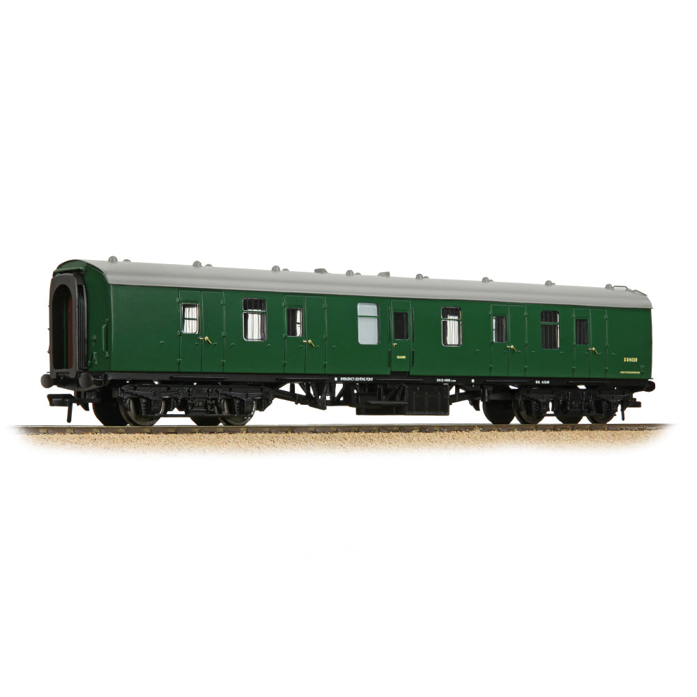 Bachmann 39-178D BR Mk1 BG Brake Gangwayed BR (SR) Green, OO Gauge