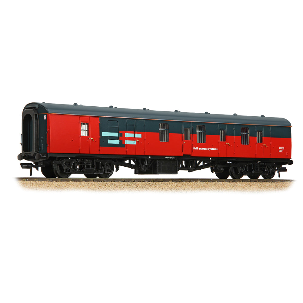 Bachmann 39-183B BR Mk1 NEX (Ex-BG) Brake Gangwayed Rail Express Systems, OO Gauge