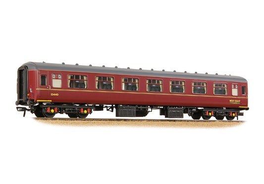 Bachmann 39-346 BR Mk2A FK First Corridor WCRC Maroon OO Gauge *PRE ORDER £63.71*
