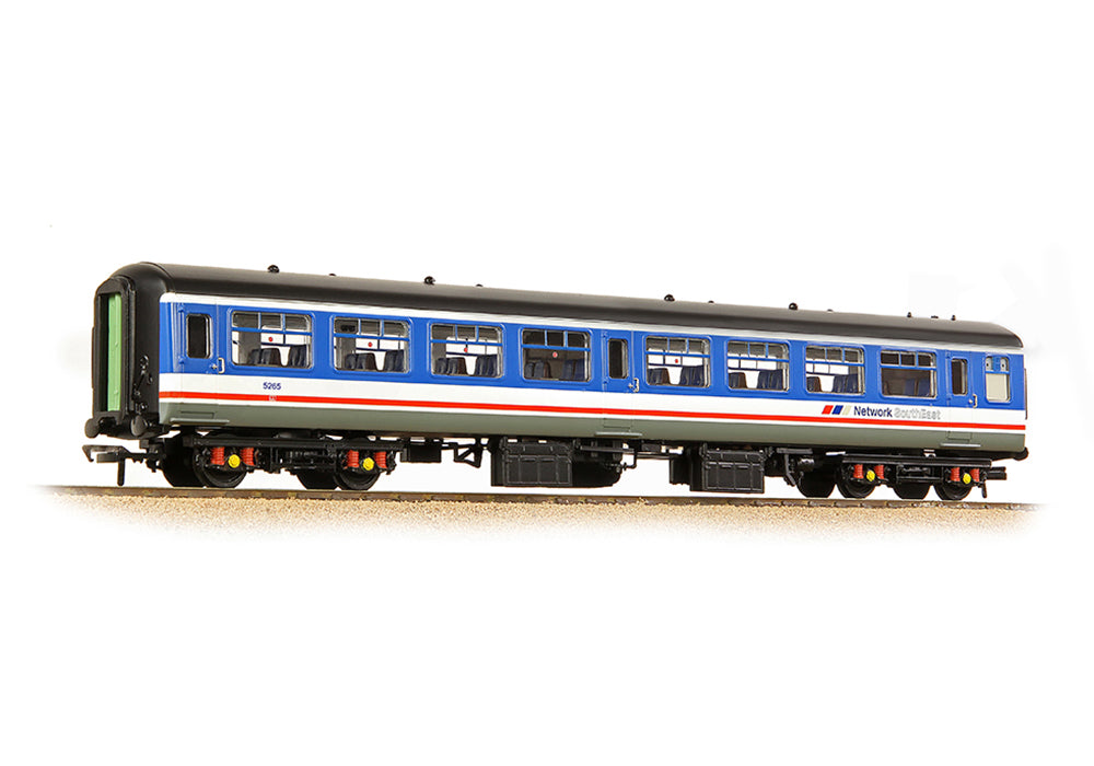 Bachmann 39-363C BR Mk2A TSO Tourist Second Open BR Network SouthEast (Original) OO Gauge *PRE ORDER £63.71*