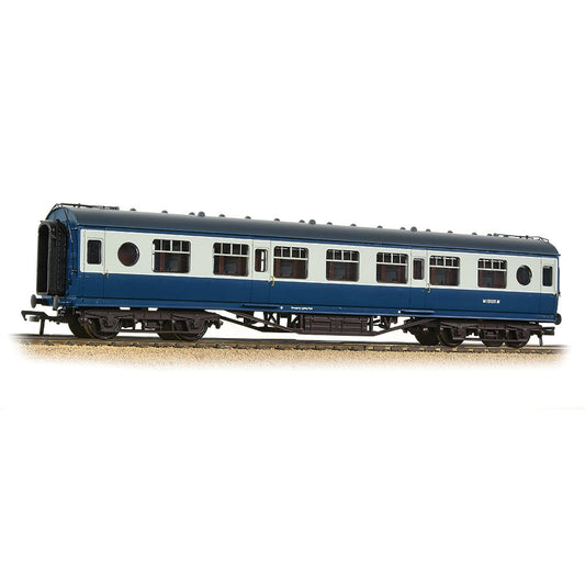 Bachmann 39-452A LMS 57ft 'Porthole' Second Corridor BR Blue & Grey, OO Gauge *LAST FEW*