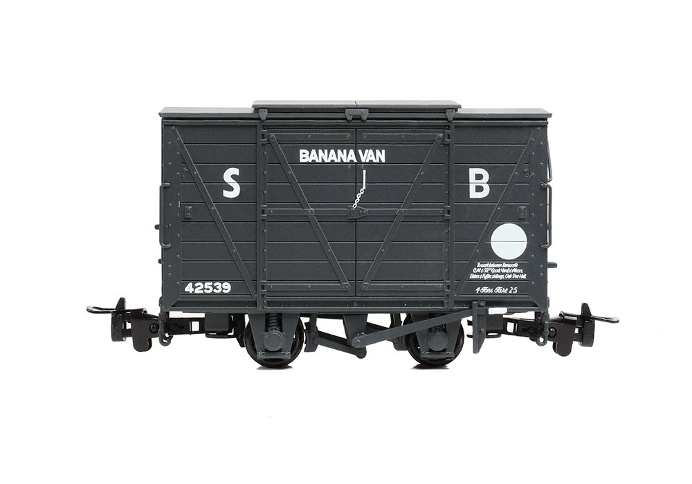 Bachmann 393-129 RNAD Van SB Banana Van OO9 Gauge *PRE ORDER £30.56*