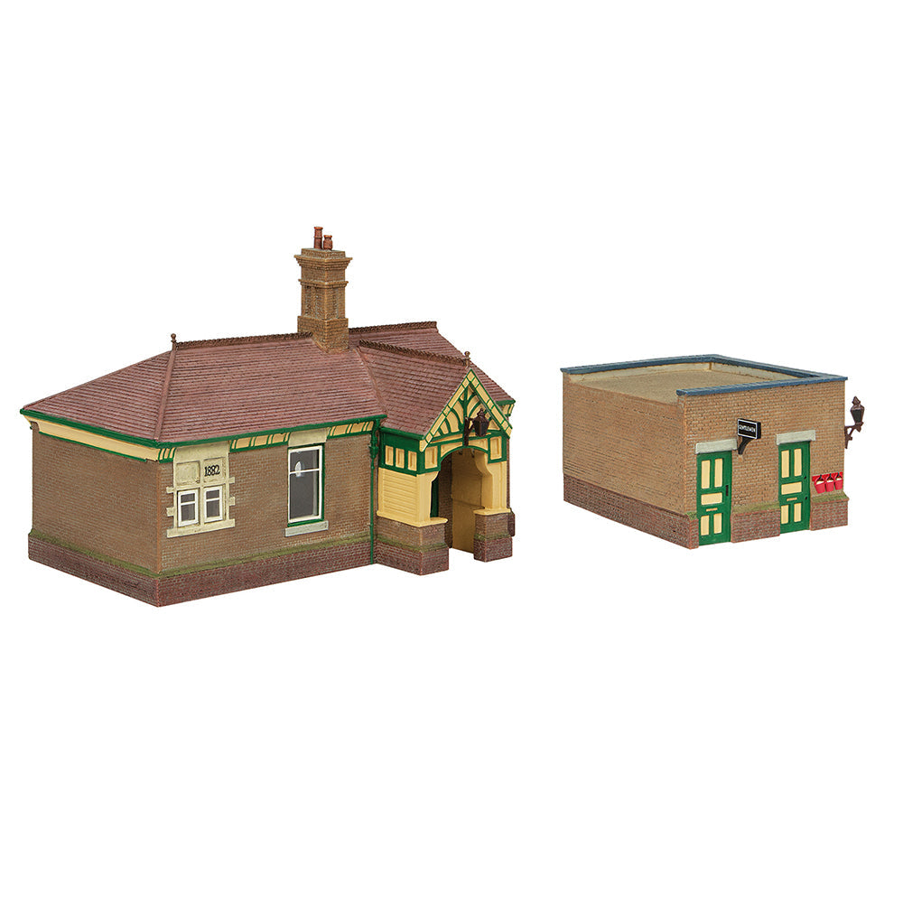 Scenecraft 44-090G Bluebell Waiting Room and Toilet Green and Cream