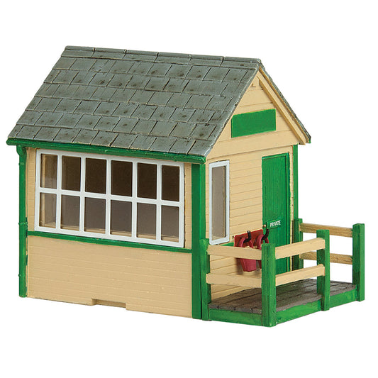 Scenecraft 44-1015 Narrow Gauge (OO9) Signal Cabin Green OO9 Gauge