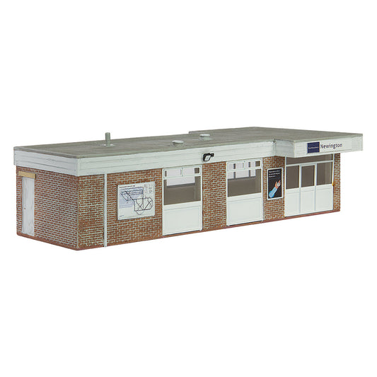 Scenecraft 44-1016 South Eastern Station White OO Gauge