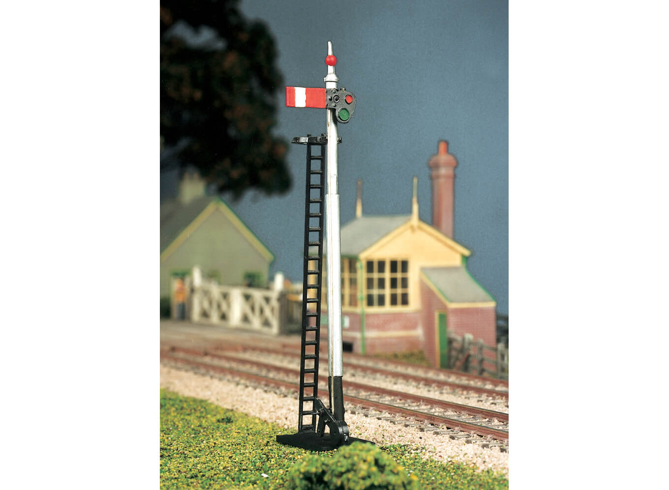 Ratio 467 GWR Round Post (2 single post signals)
