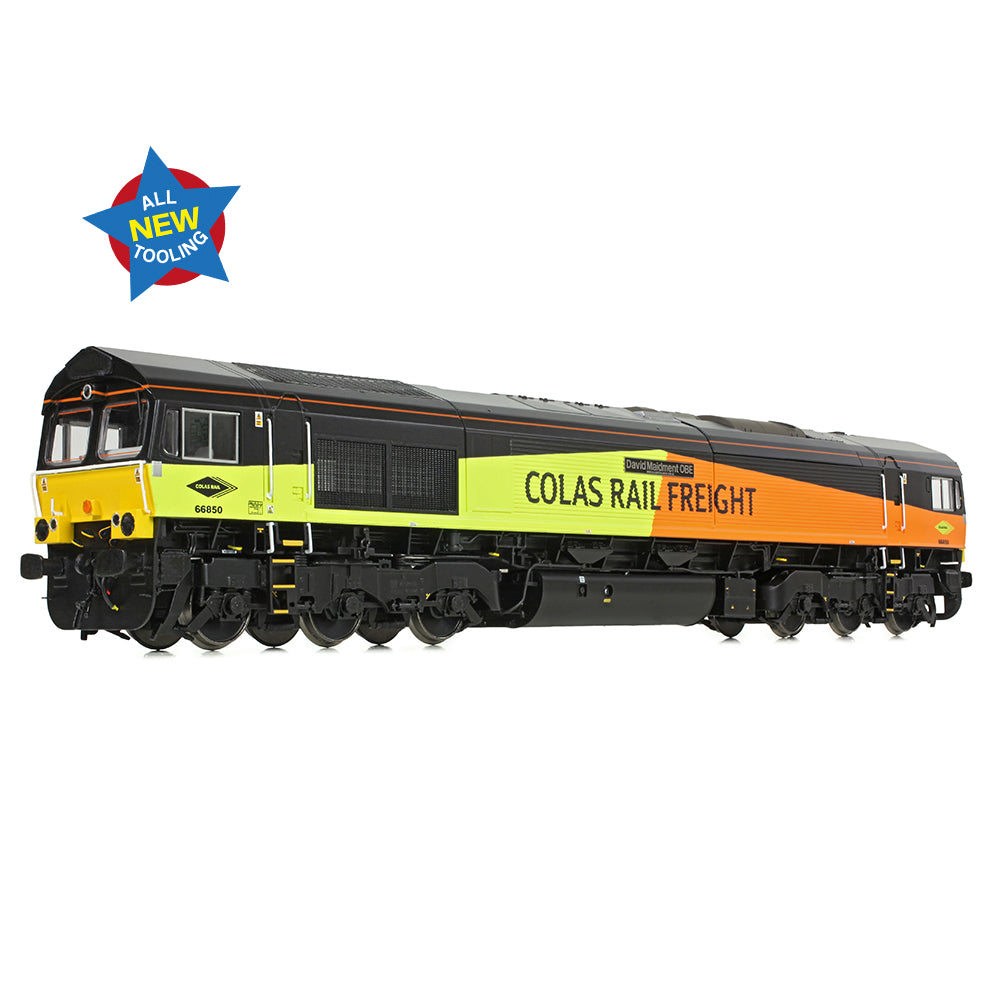 Bachmann 50-004A Class 66/8 66850 'David Maidment OBE' Colas Rail Freight OO Gauge *PRE ORDER £195.46*