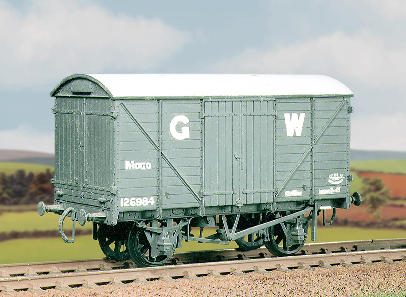 Ratio 566 GWR Motor Car Van 'MOGO' (M/W)