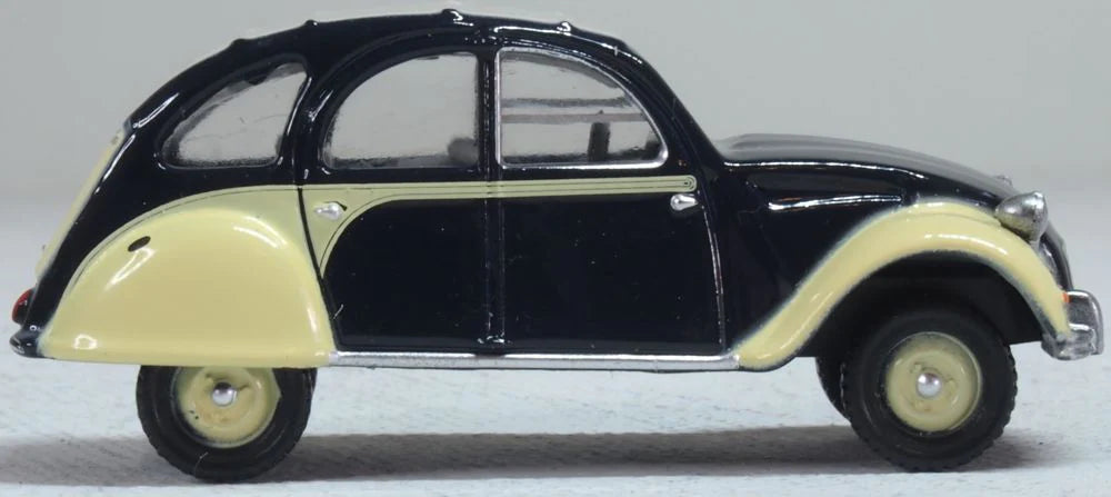 Oxford 76CT008 Citroen 2CV Dolly Blueberries & Cream, OO Gauge, 1/76 Scale