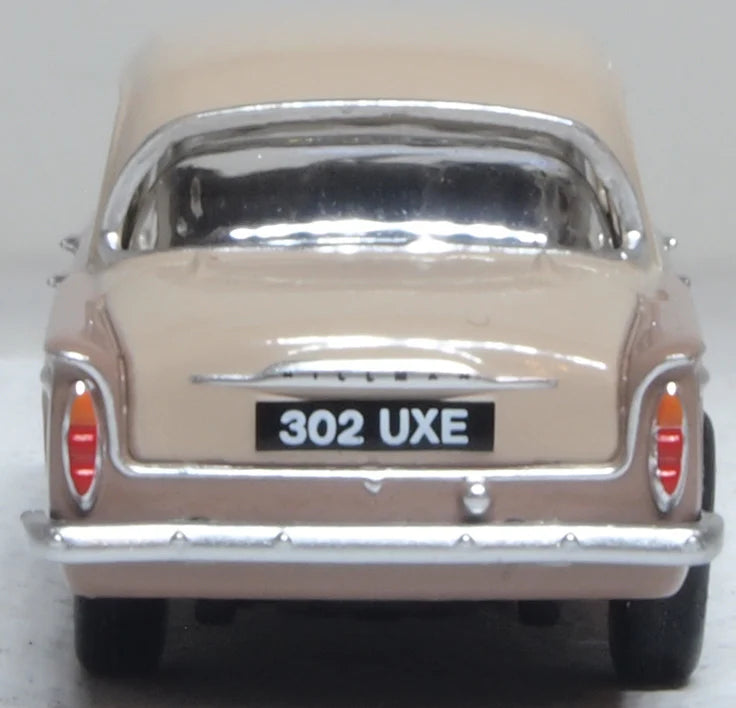 Oxford 76HM001 Hillman Minx Series IIIA Caramel/Regency Beige, OO Gauge, 1/76 Scale